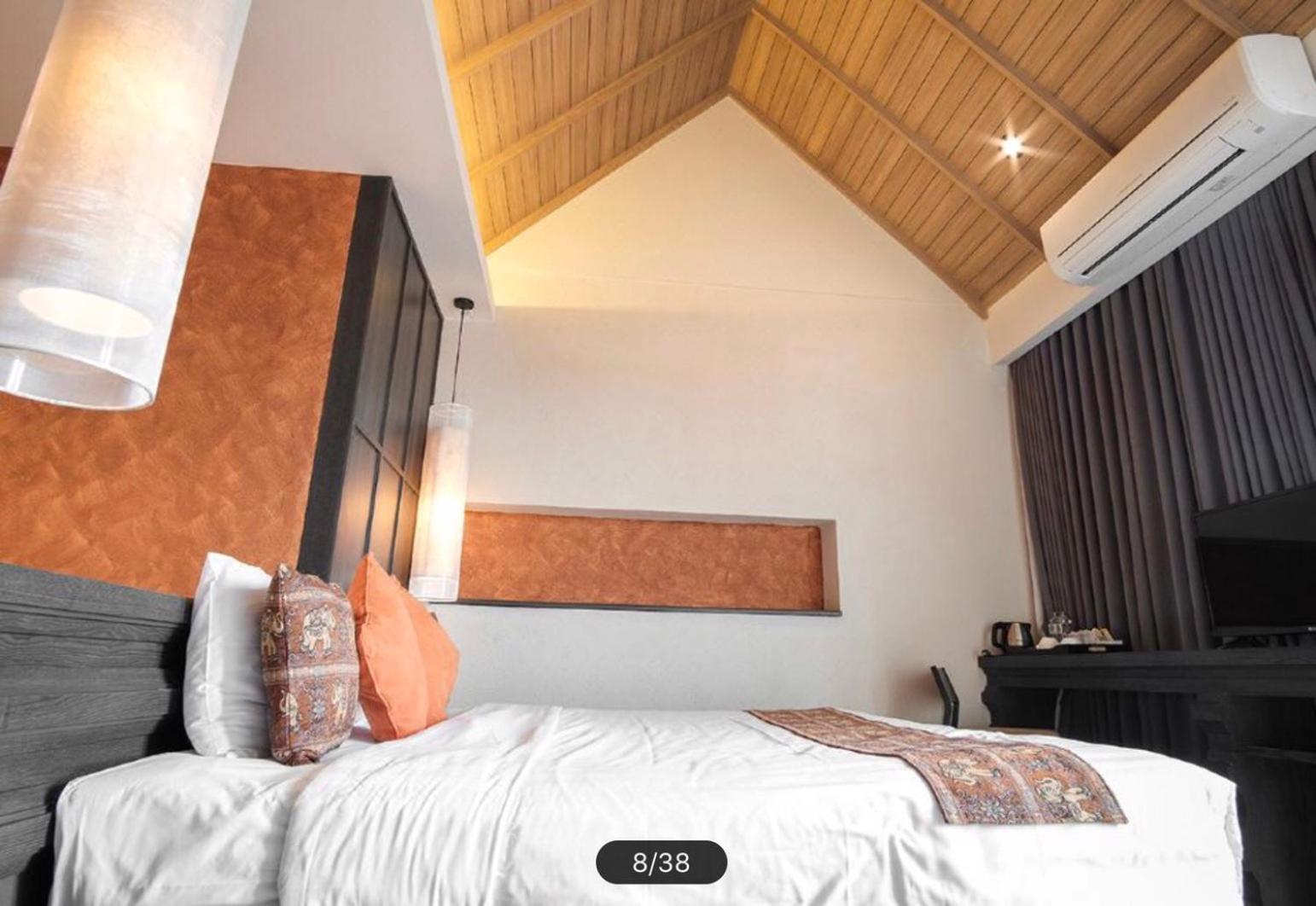 Tapae Gate Villa Chiang Mai Extérieur photo