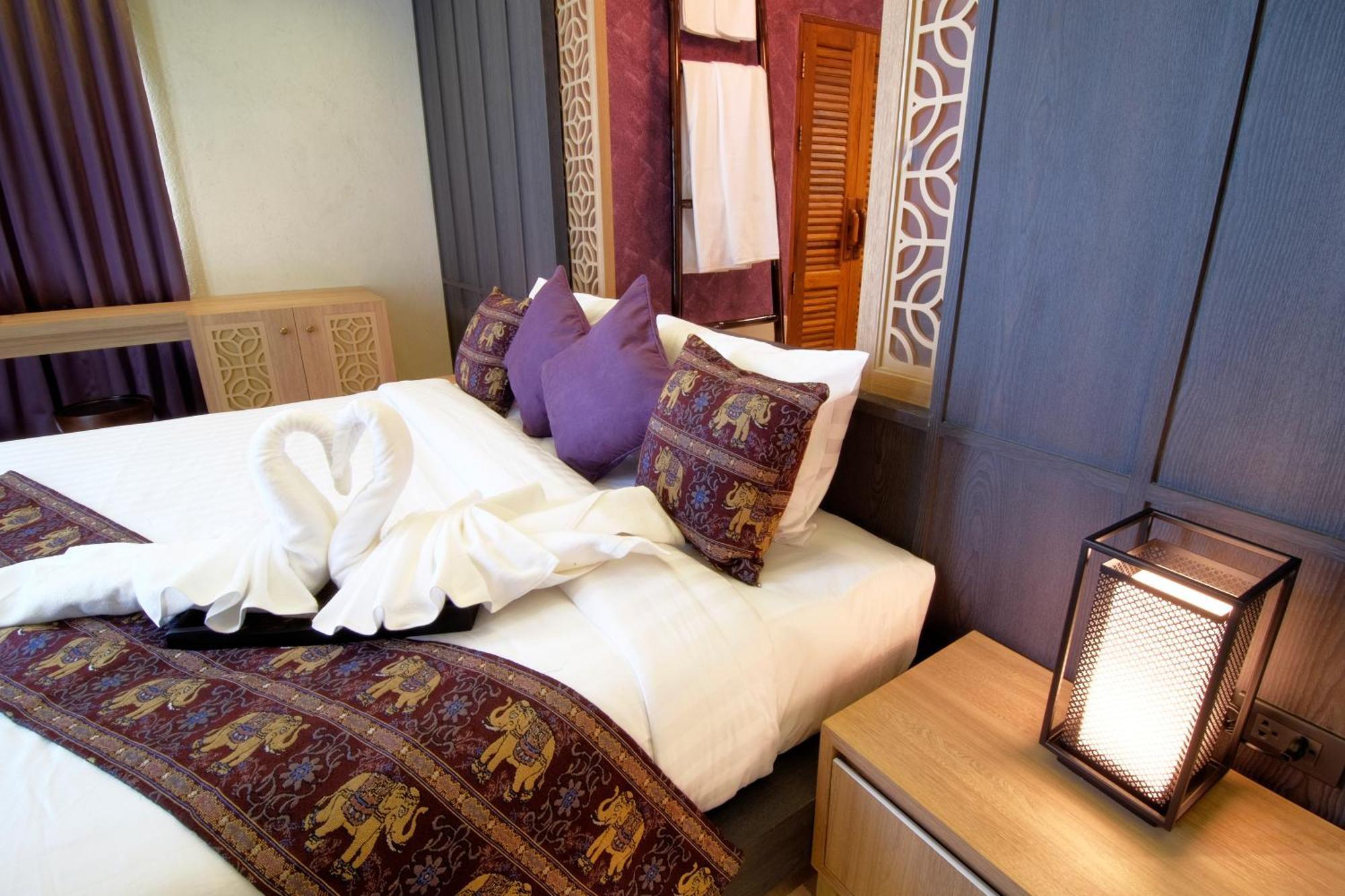 Tapae Gate Villa Chiang Mai Chambre photo
