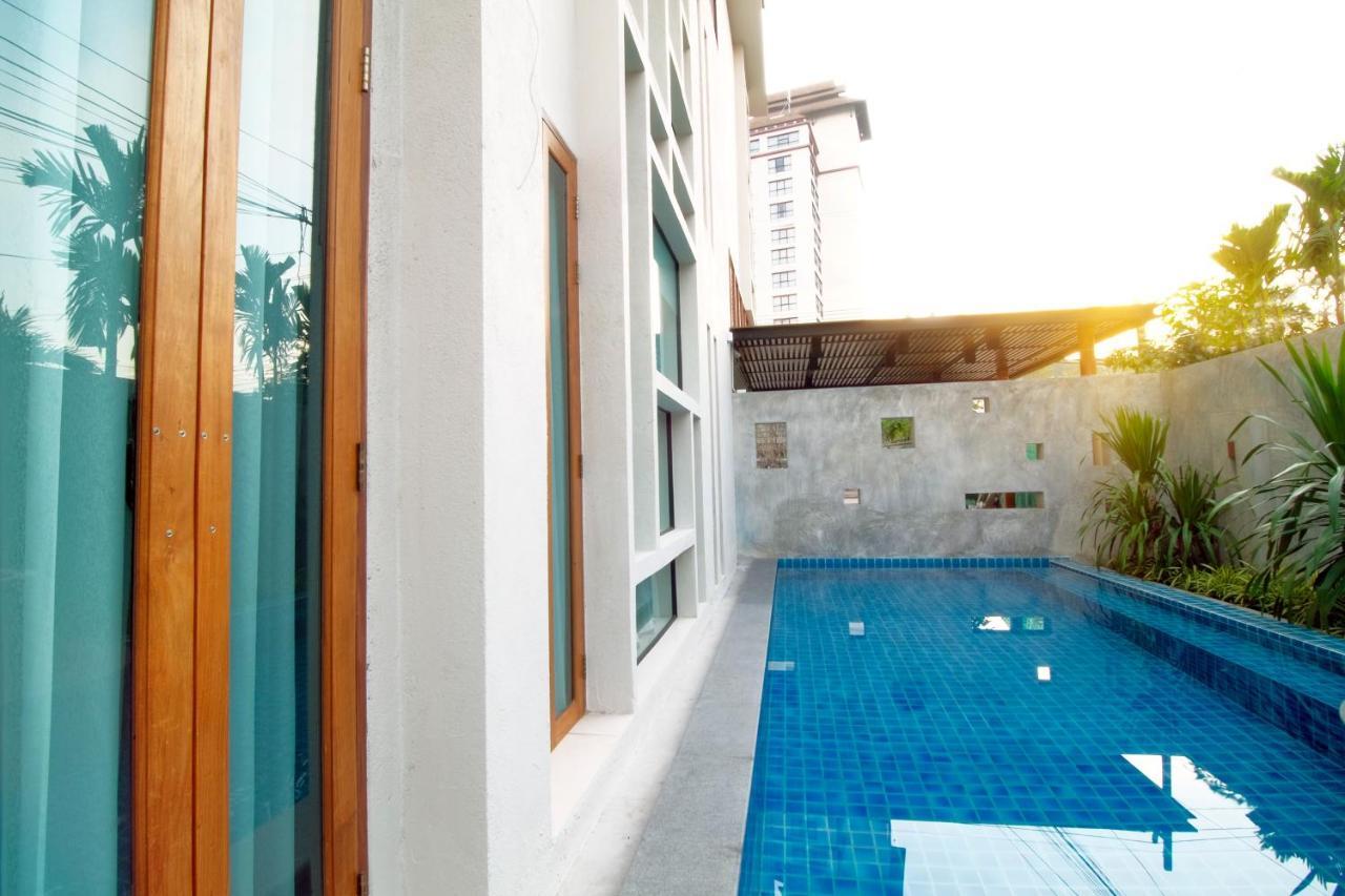 Tapae Gate Villa Chiang Mai Extérieur photo